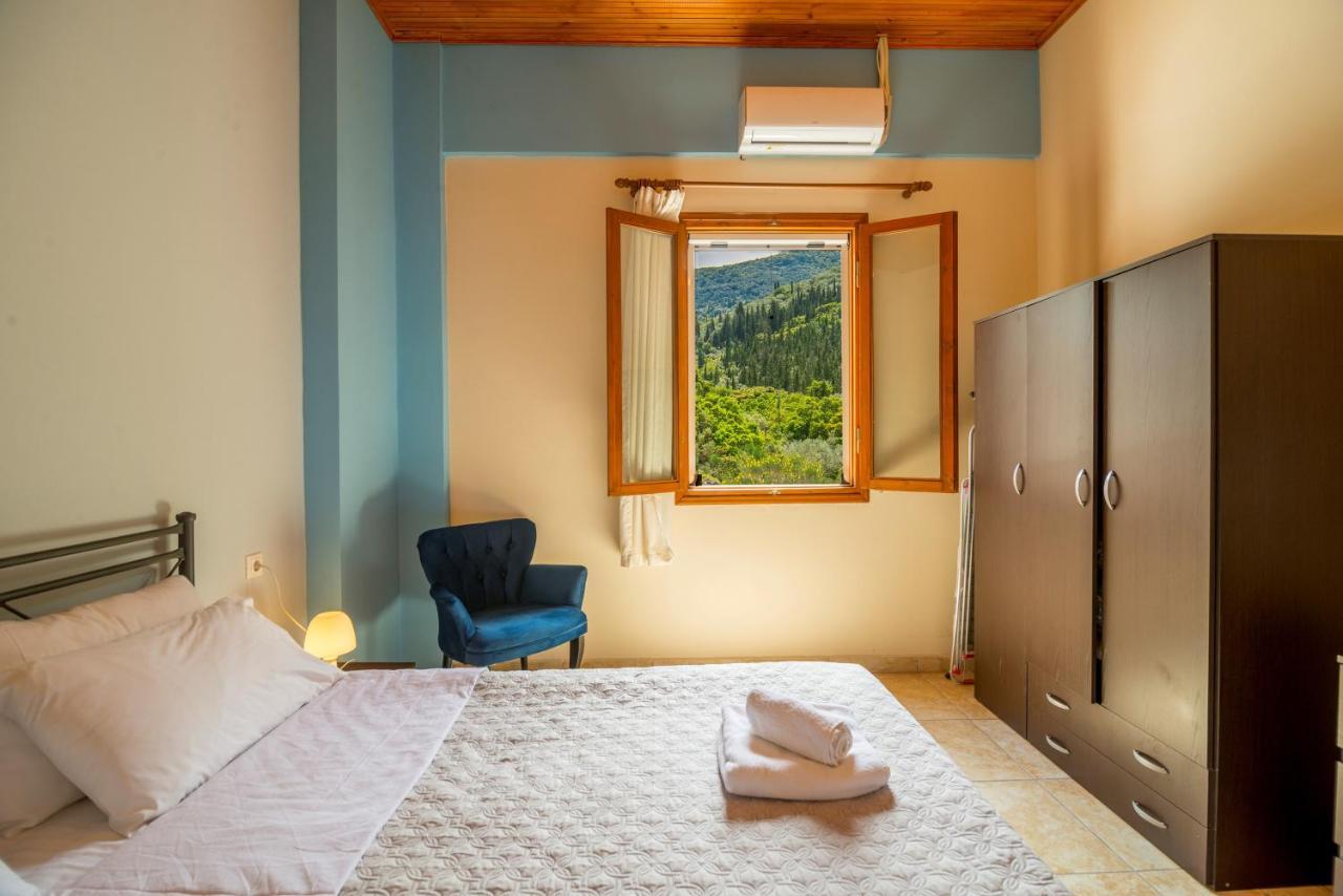 Ntamari Apartments Vathy  Buitenkant foto