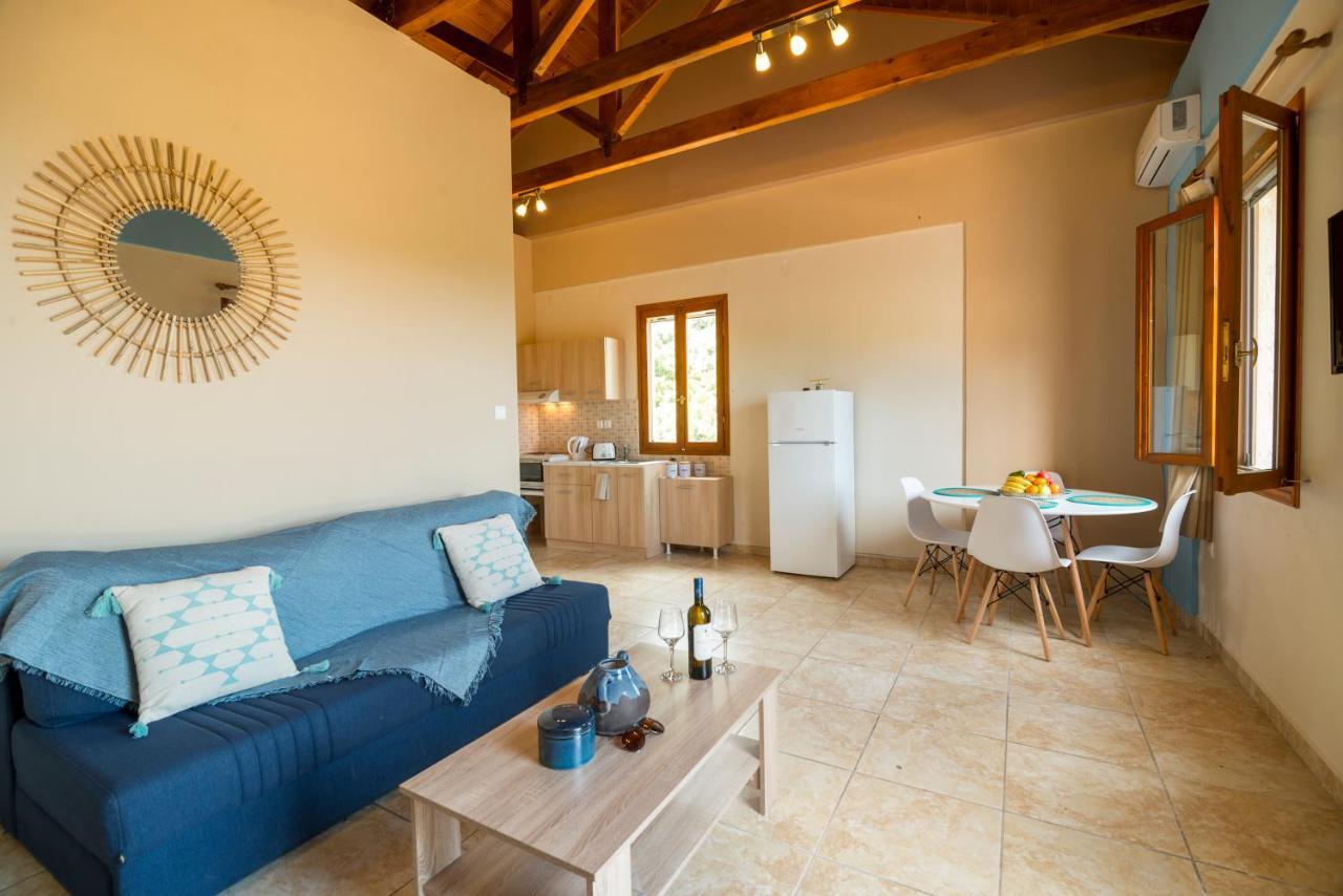 Ntamari Apartments Vathy  Buitenkant foto