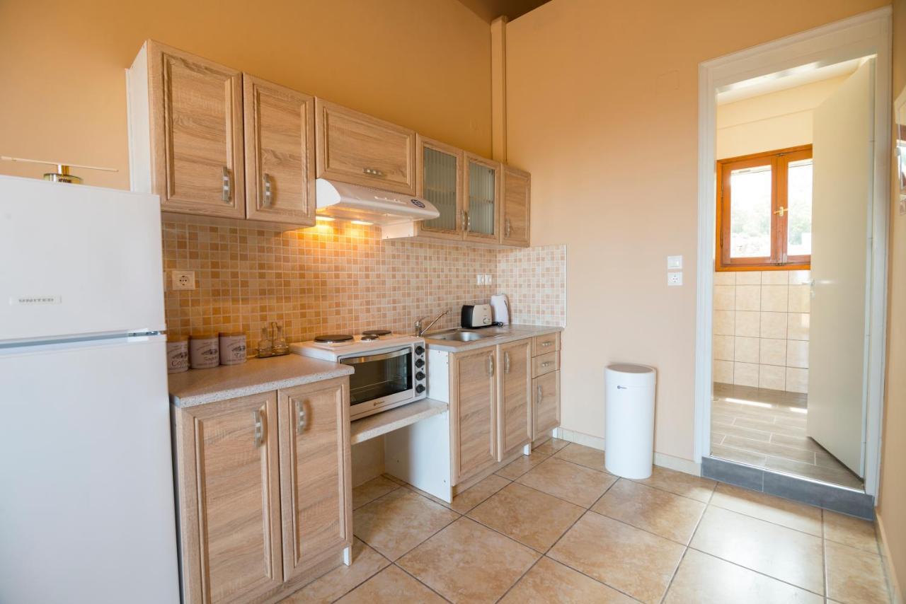 Ntamari Apartments Vathy  Buitenkant foto